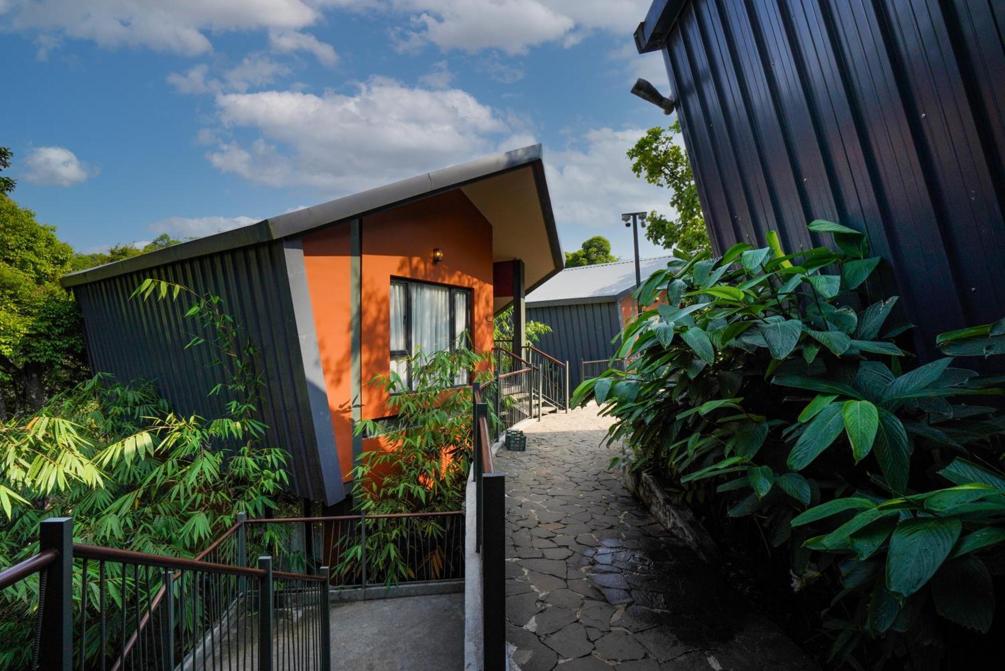 Vyna Hillock Resort And Spa Витхири Экстерьер фото