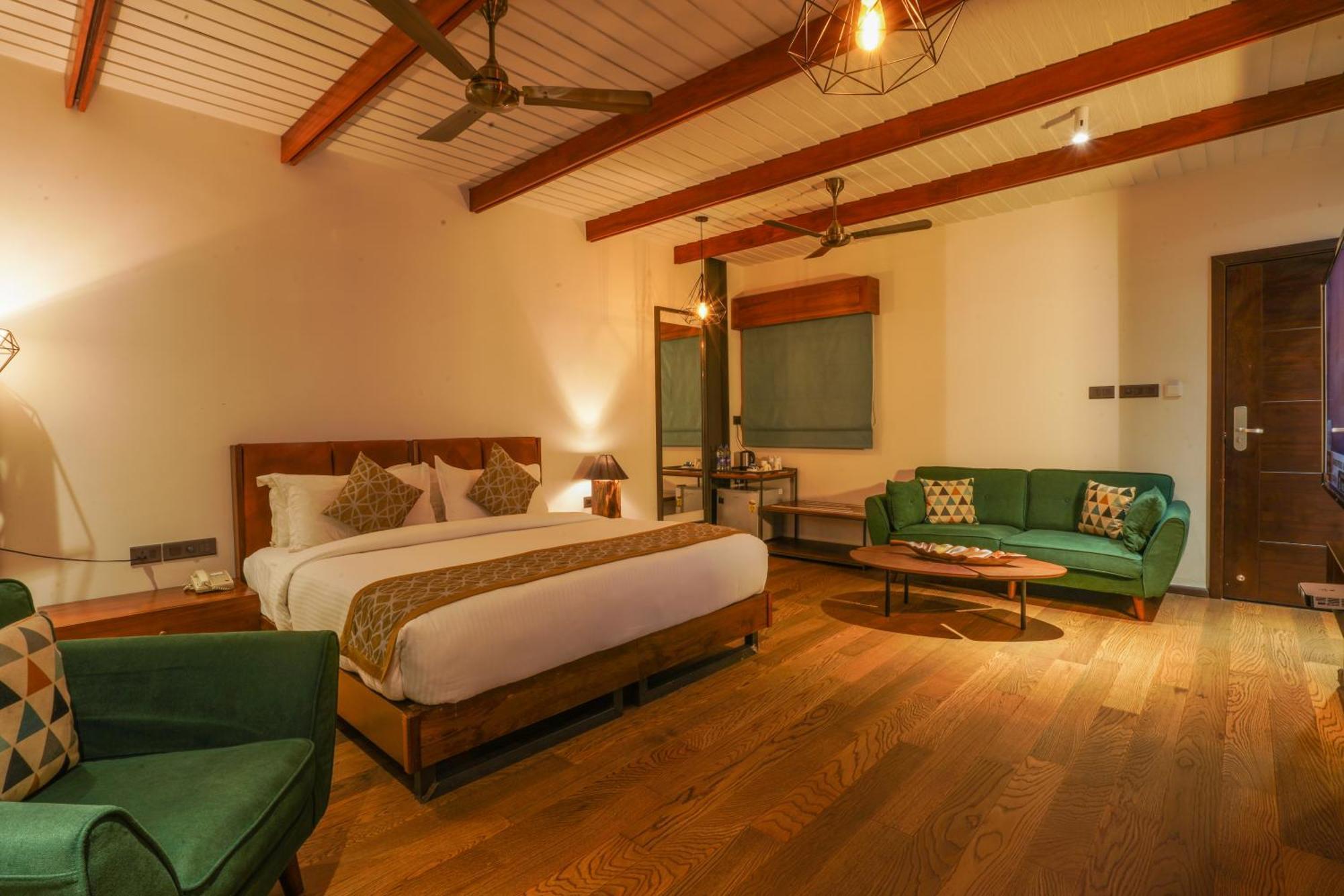 Vyna Hillock Resort And Spa Витхири Экстерьер фото