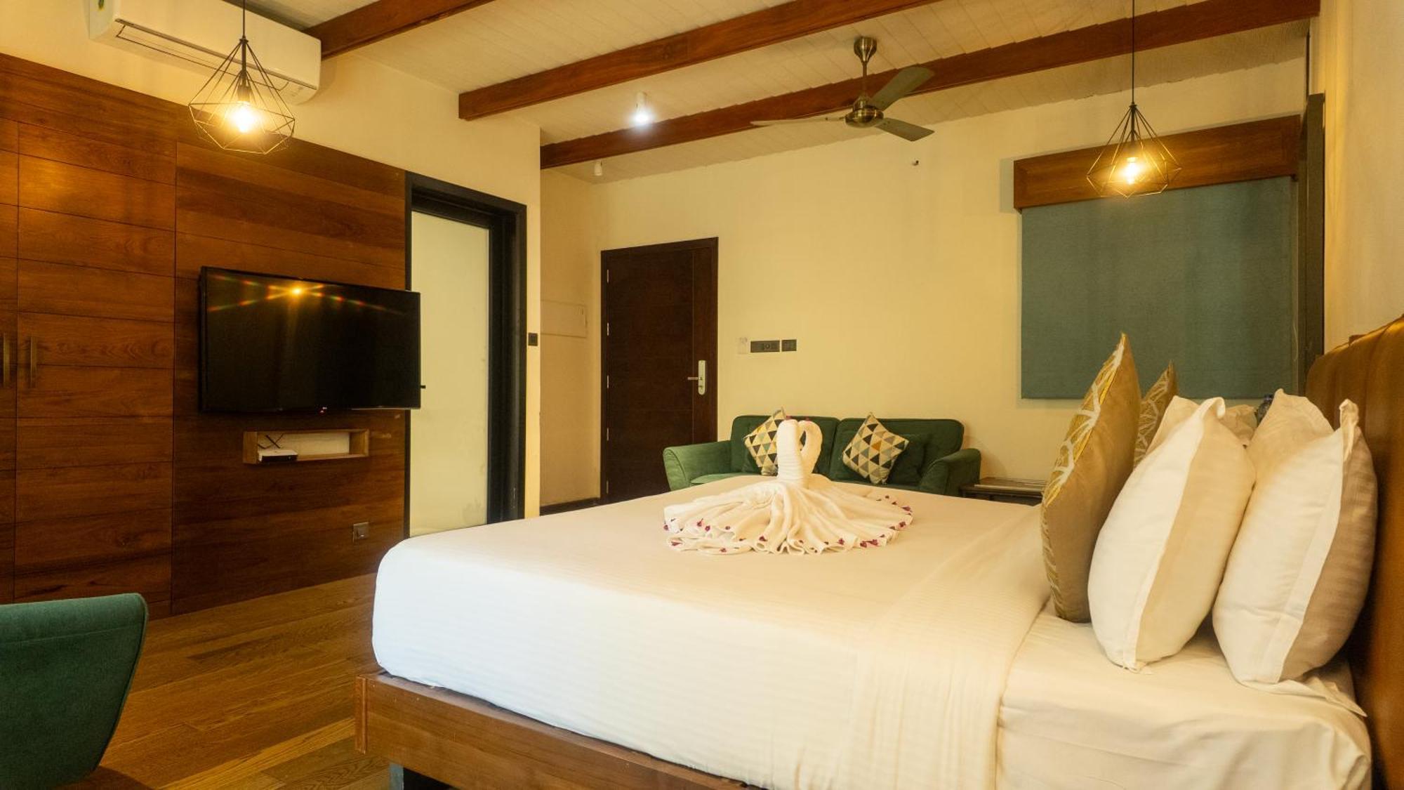 Vyna Hillock Resort And Spa Витхири Экстерьер фото